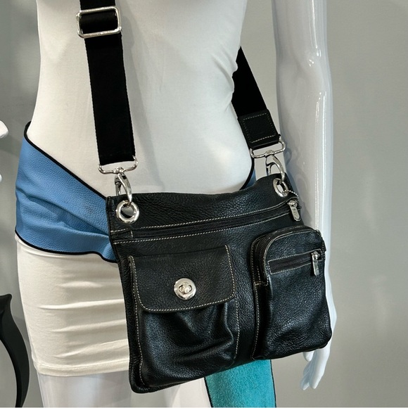 Roots Vintage Village Crossbody Bag Like New Black Pebble Leather - Picture 5 of 13